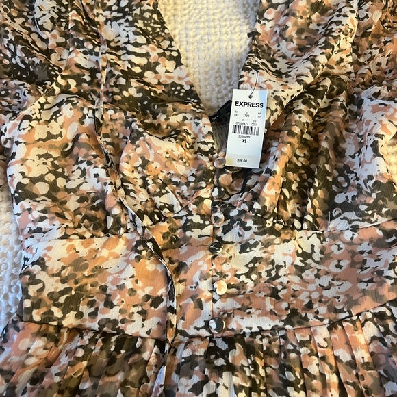 NET Express Romper size XS - Picture 3 of 5